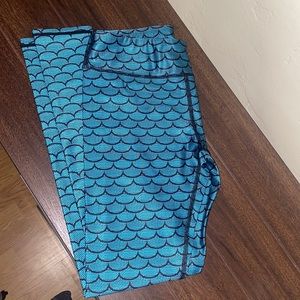Like new Mermaid leggings. Pretty teal color.